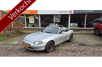 Mazda MX-5 1.6i Met Hardtop erbij .
