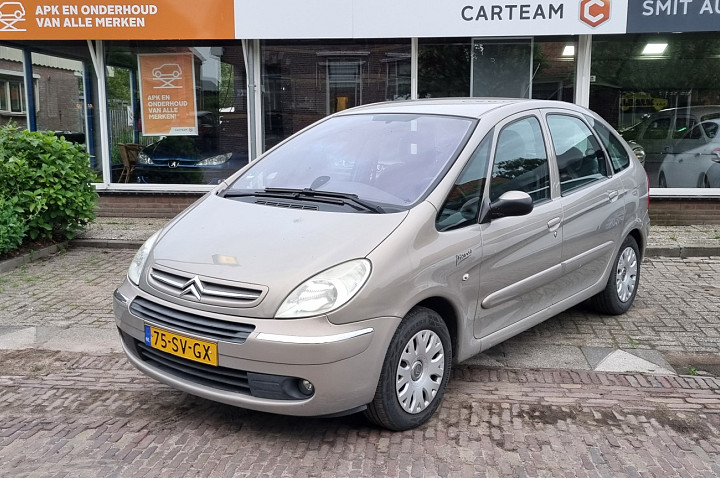 Citroën Xsara Picasso 1.6i-16V Caractère Weinig kms Climat Cruise Trekhaak Pdc